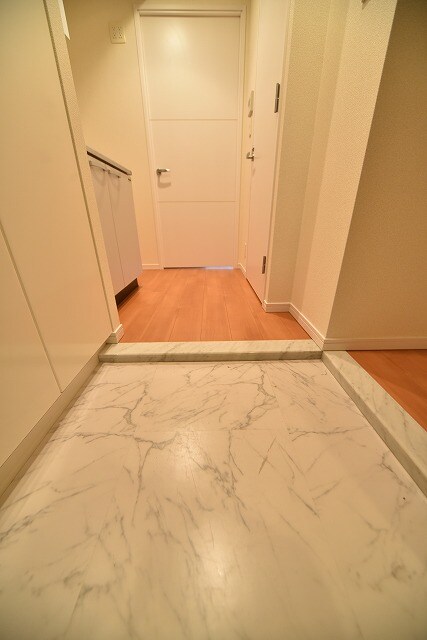 物件内観写真3　(別号室参考写真)