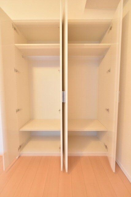 物件内観写真11　(別号室参考写真)