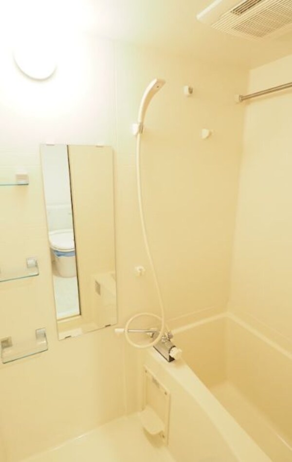 浴室(別号室参考写真)