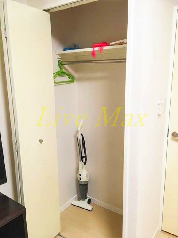 玄関(家具家電一式付き)