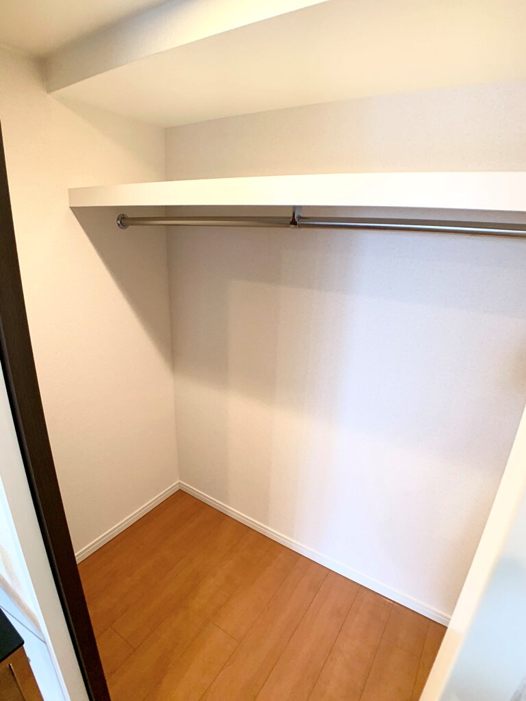 物件内観写真11　(別号室参考写真)