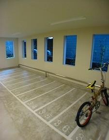 物件内観写真14　(駐輪場)