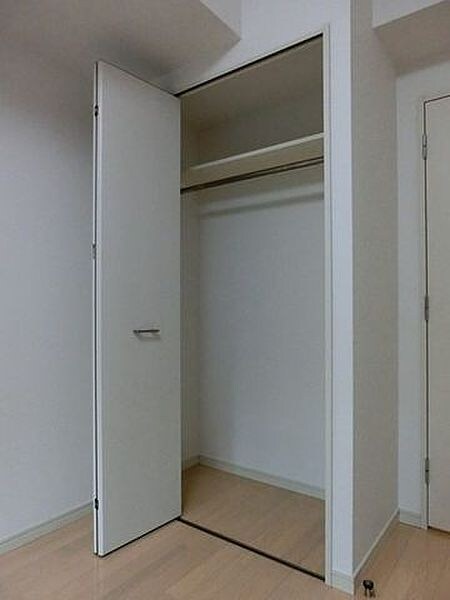 物件内観写真4　(別号室参考写真)