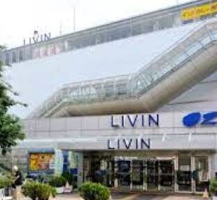 リヴィンオズ大泉店