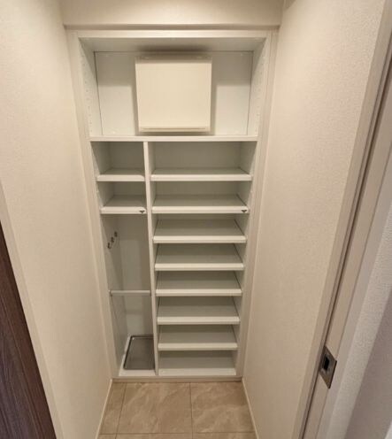 物件内観写真5　(別号室参考写真)