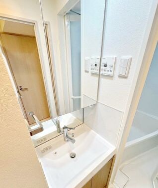 物件内観写真9　(別号室参考写真)