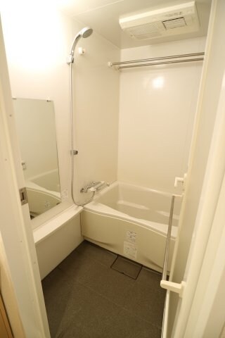 物件内観写真7　(※同じ間取り別号室参考写真)