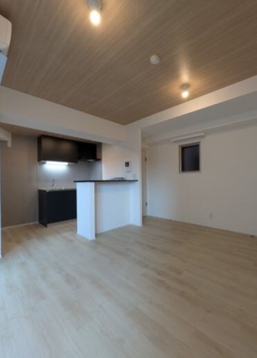 物件内観写真4　(別号室参考写真)