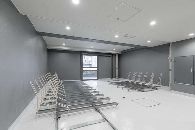 物件内観写真14　(駐輪場)