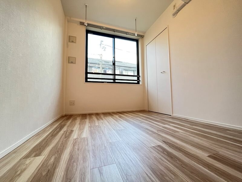 物件内観写真12　(※別号室参考写真)