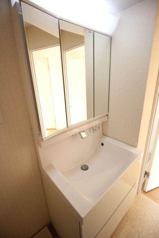 物件内観写真13　(当社は仲介手数料がお家賃の半月分+税♪)