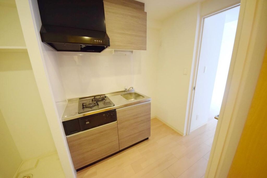 物件内観写真5　(別号室参考写真)