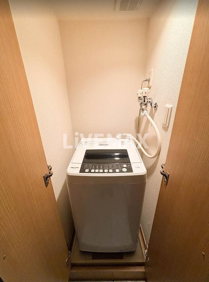 物件内観写真18　(家電・家具が1式揃っております。)