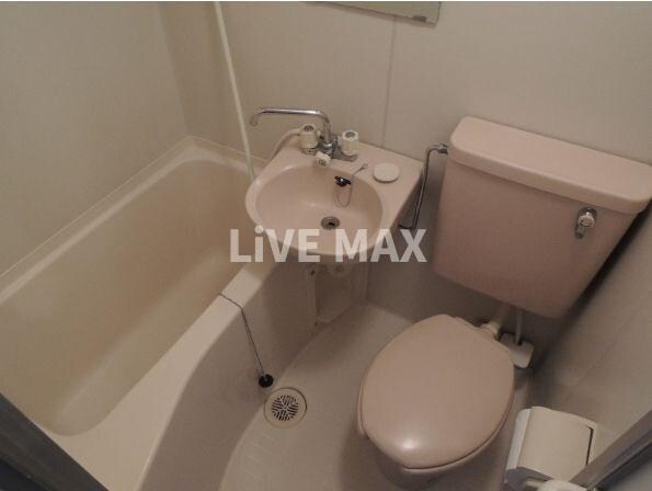 物件内観写真9　(別号室参考写真)