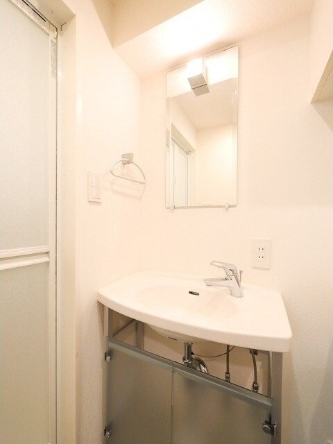 物件内観写真7　(※同じ間取り別号室参考
フローリング色は現状優先)