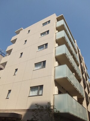 HOUSE PLUS ONEハウスプラスワン外観写真