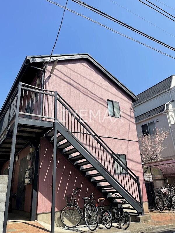 ロータスターの物件外観写真