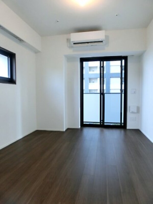 寝室(当社は仲介手数料がお家賃の半月分+税♪)