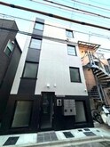 Ｙ’ｓ　Ｃｏｕｒｔ　Ｎａｋａｉ