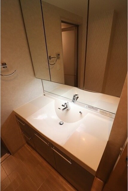 物件内観写真10　(※同じ間取り別号室参考写真)