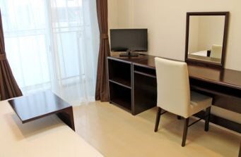 物件内観写真8　(別号室参照写真)