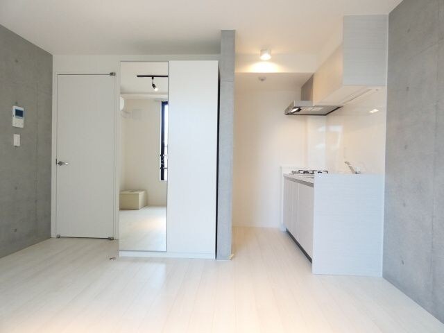 物件内観写真12　(※同じ間取り別号室参考写真)