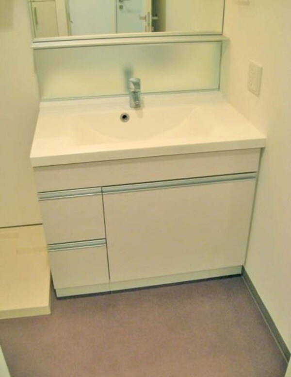 弊社は全物件が仲介手数料半月分+税でご紹介可能です。