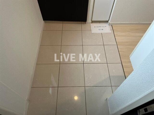 物件内観写真6　(駐輪場)