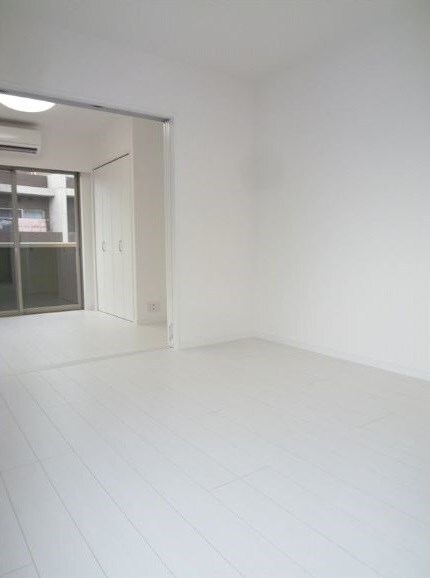 物件内観写真5　(※同じ間取り別号室参考写真)