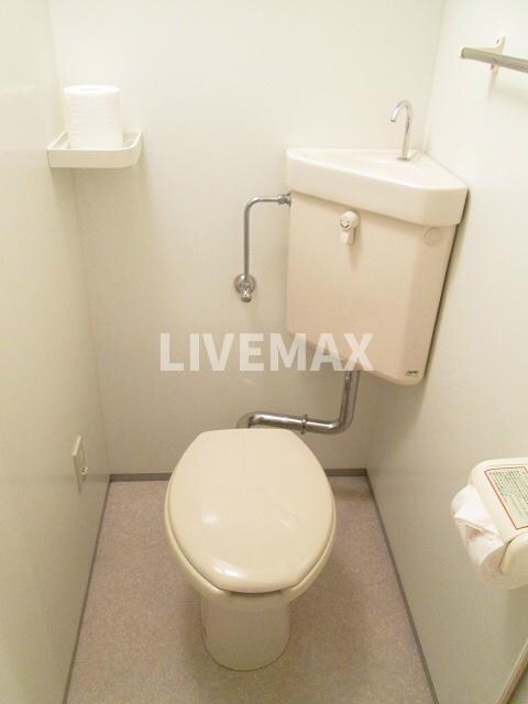 物件内観写真9　(トイレ)