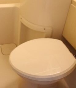 物件内観写真8　(別号室参考写真)