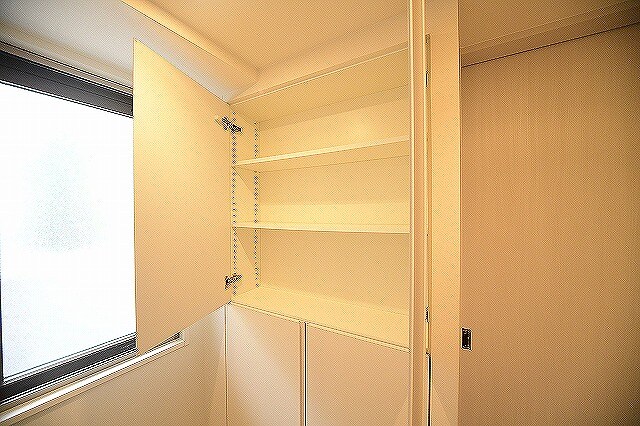 物件内観写真11　(別号室参考写真)