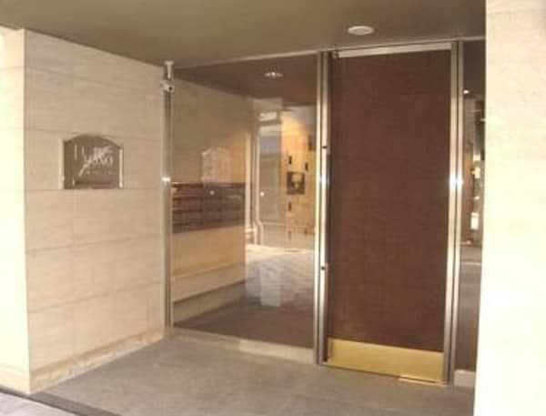 エントランス(★《見学予約受け付け中》設備充実のハイグレード賃貸マンション)