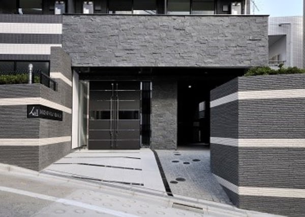 エントランス(弊社は全物件が仲介手数料半月分+税でご紹介可能です。)