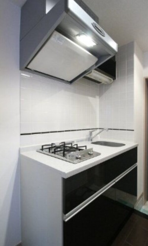 キッチン(※別号室参考写真
　現状優先)