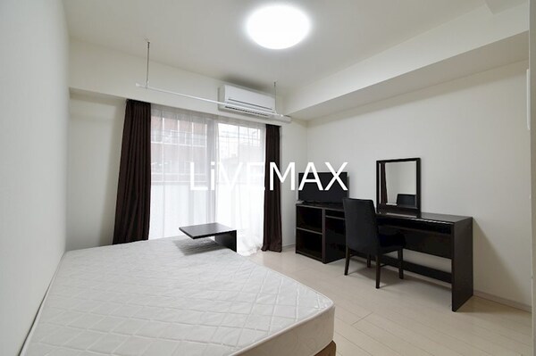 居室(別号室参照写真)