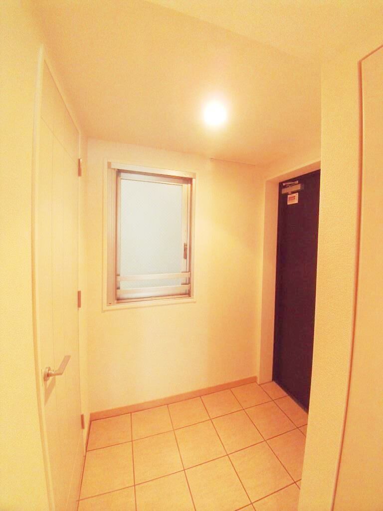 物件内観写真4　(別号室参考写真)