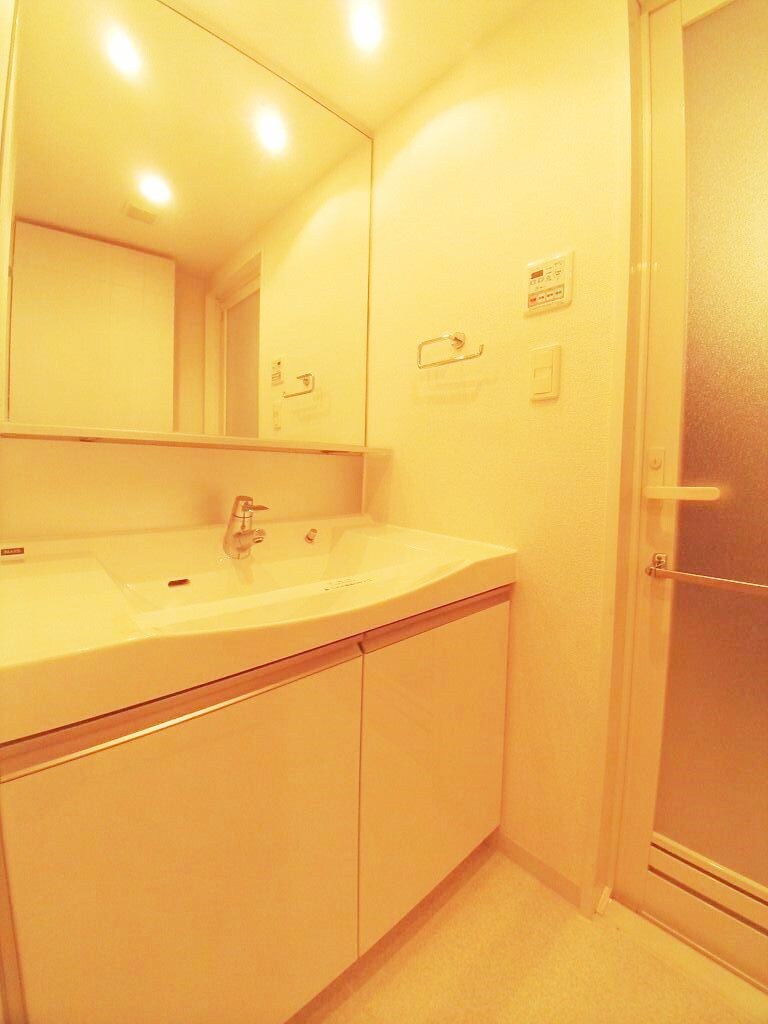 物件内観写真8　(別号室参考写真)