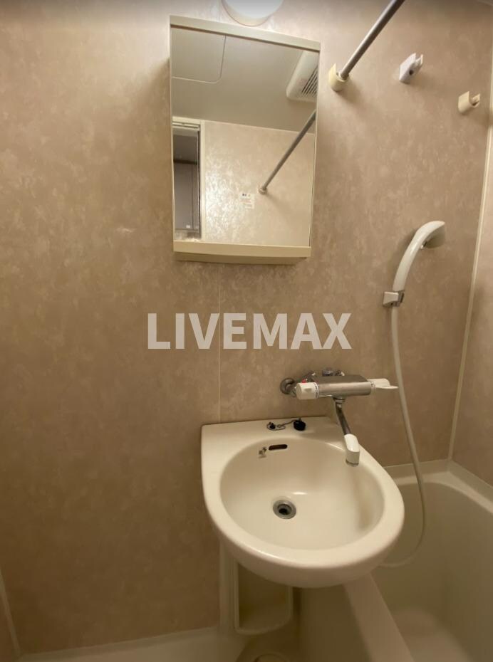 物件内観写真15　(別号室参考写真)