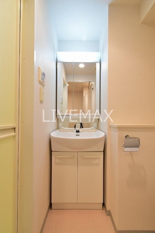 物件内観写真11　(※同じ間取り別号室参考写真)