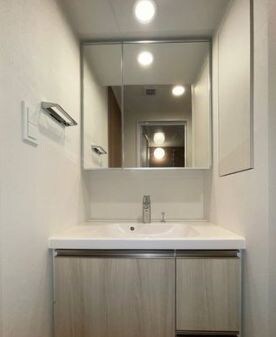 物件内観写真10　(別号室参考写真)