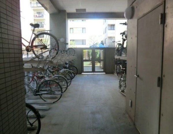 その他(駐輪場)