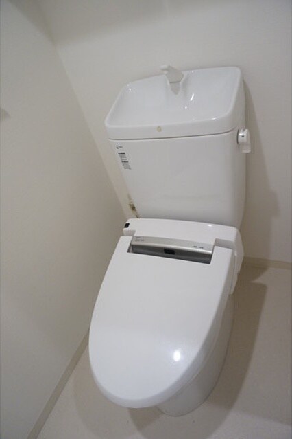 物件内観写真10　(※同じ間取り別号室参考写真)