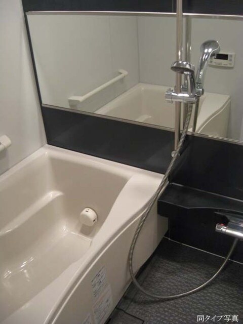 物件内観写真9　(※同じ間取り別号室参考写真)