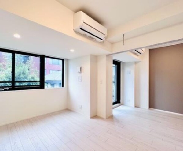 物件内観写真8　(別号室参考写真)