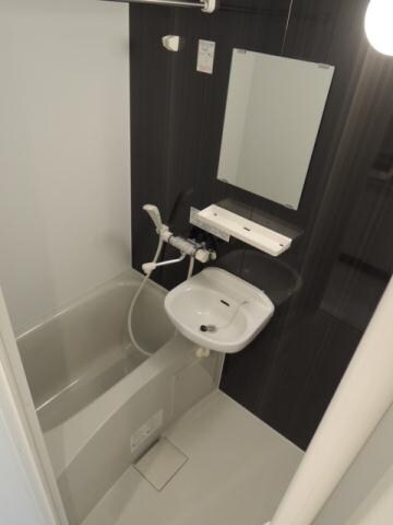 物件内観写真3　(別号室参考写真)