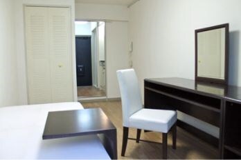 物件内観写真6　(別号室参考写真)