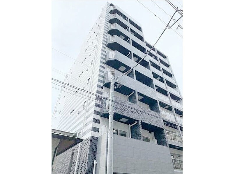 アンベリール西川口の物件外観写真
