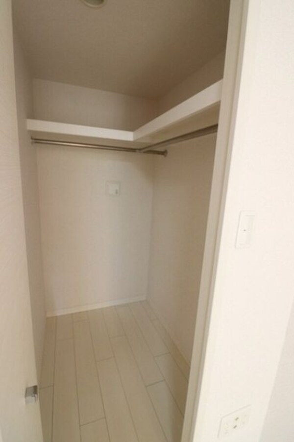 収納(※同じ間取り別号室参考写真)