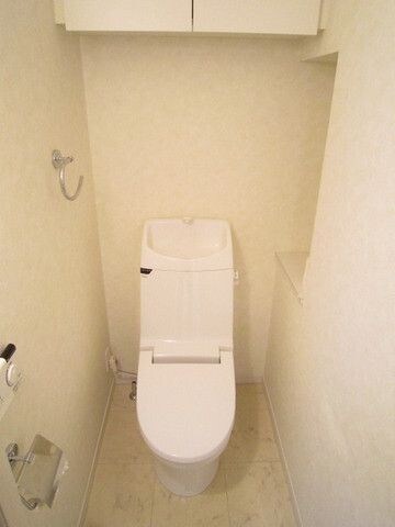 物件内観写真9　(別号室参考写真)